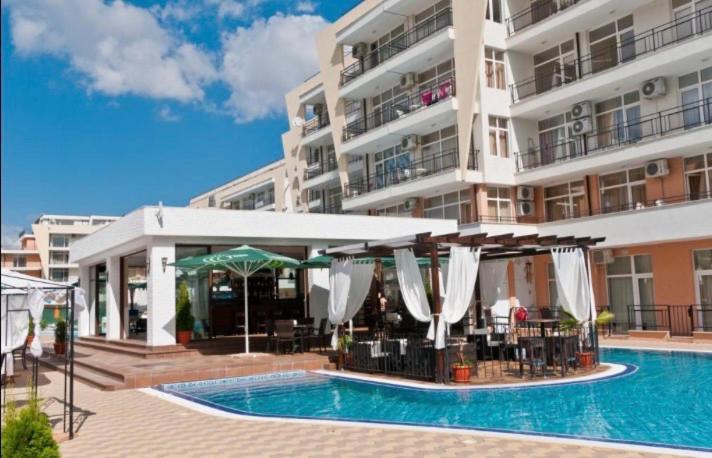 Grand Kamelia Apartments Солнечный берег Экстерьер фото
