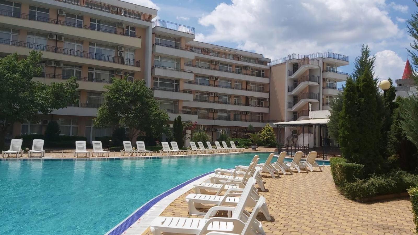 Grand Kamelia Apartments Солнечный берег Экстерьер фото