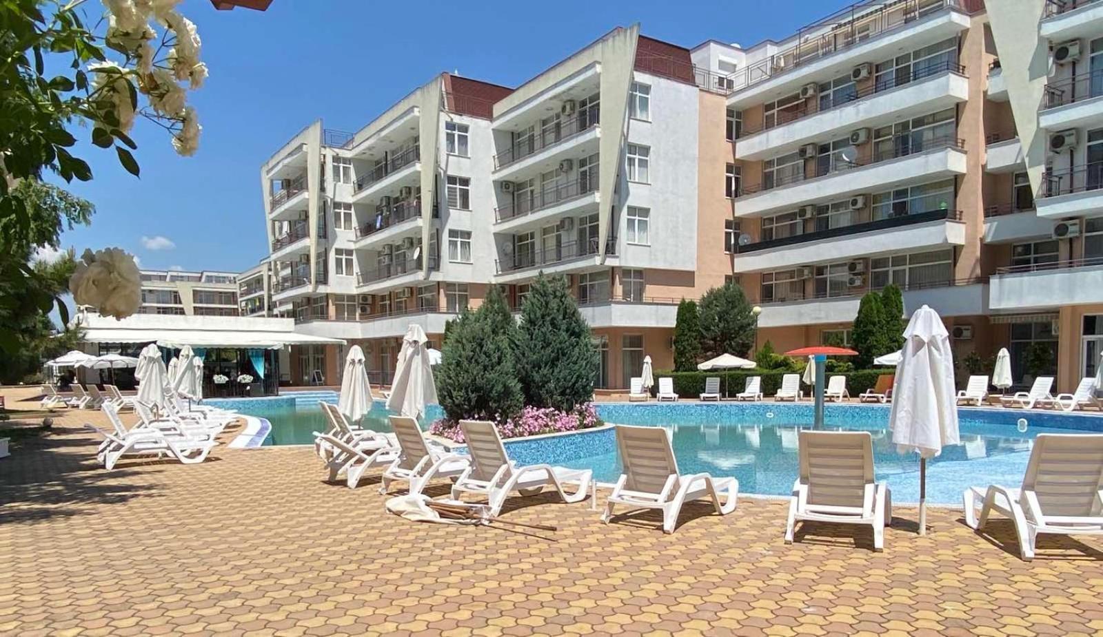 Grand Kamelia Apartments Солнечный берег Экстерьер фото